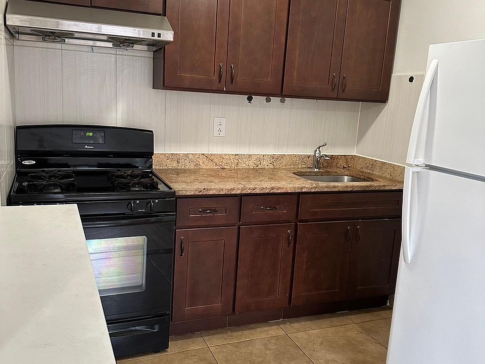 1st image of 42-07 156th St Floor 3