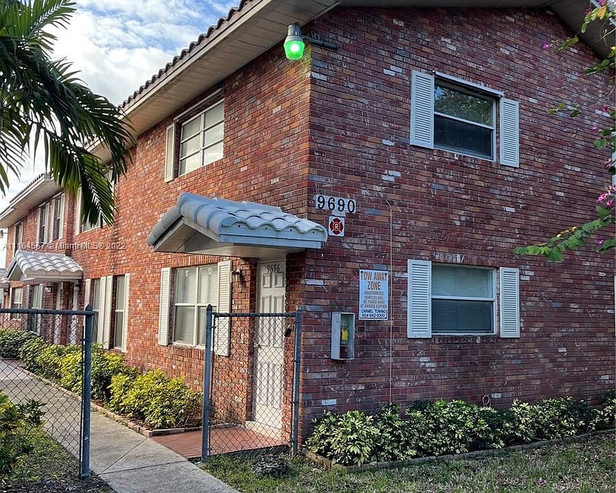1st image of 9696 NW 35th St #A