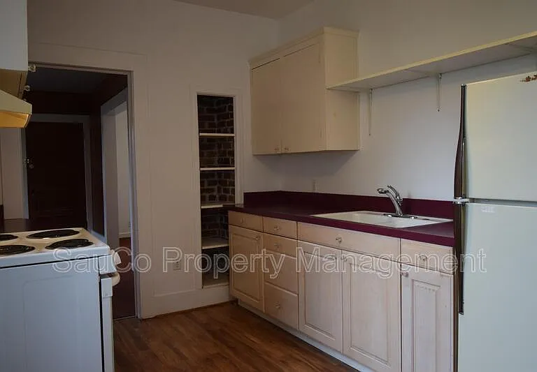 2114 A St #2 — Photo 6