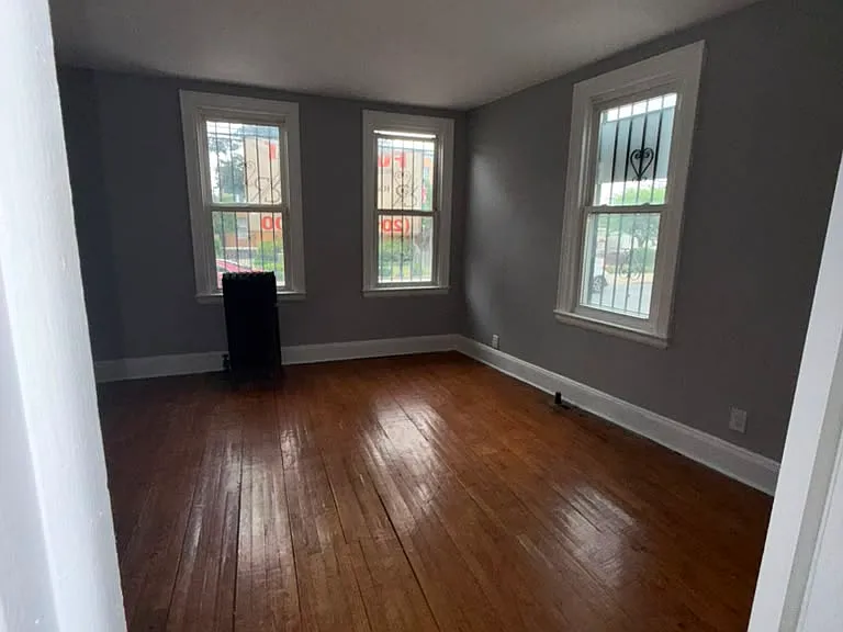 544 Grove St #2 — Photo 4