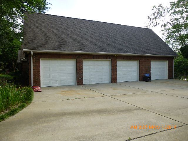 www.zillow.com