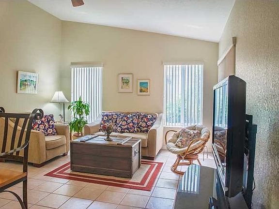4th image of 1230 Canary Island Dr