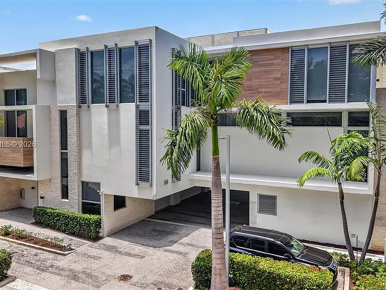 3750 Yacht Club Dr #Townhouse 5 — Photo 68