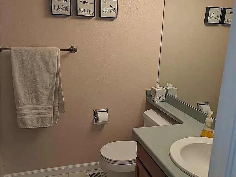 1572 Northridge Dr — Photo 17