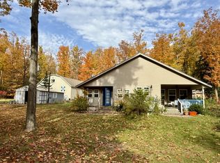 1542 Mastej Dr, Grayling, MI 49738