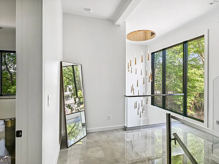 818 Verner St NW — Photo 31