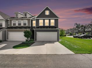 4828 Stonewood River Ave SW, Wyoming, MI 49418