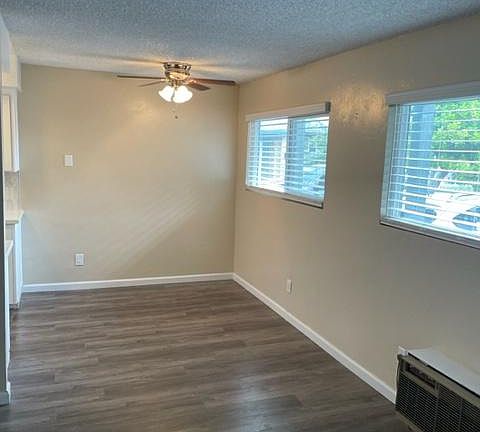5th image of 8131 Lemon Ave