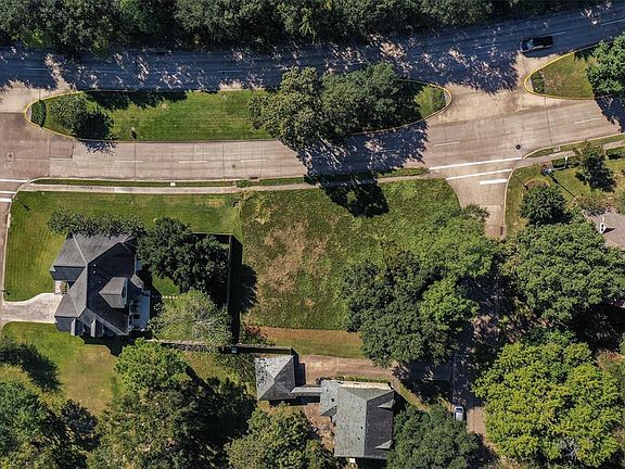 5th image of 10819 Moorcreek Dr