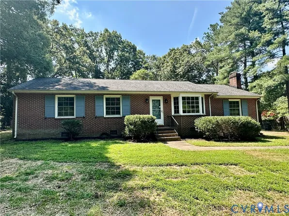 2345 Meadow Rd, Sandston, VA 23150