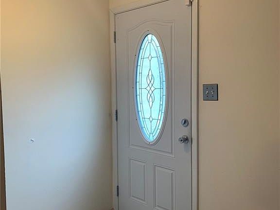 2nd image of 1213 Middleberry Dr