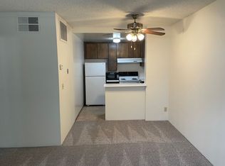 2421 I St APT 5, Sacramento, CA 95816