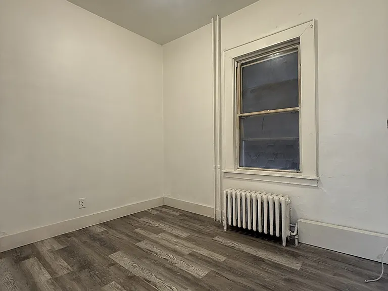 292 Catherine St #2 — Photo 6