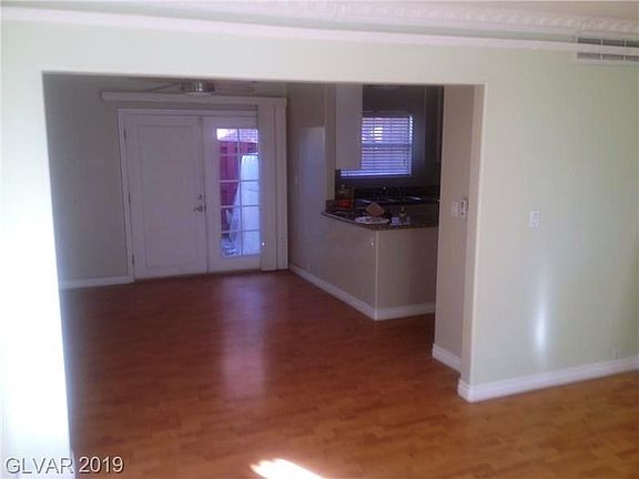 4th image of 2980 La Canada St