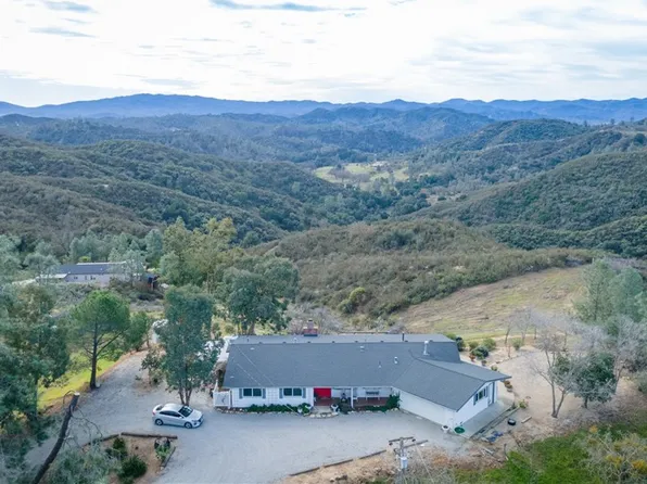 3715 Parkhill Rd, Santa Margarita, CA 93453