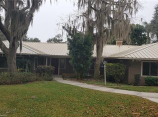 2851 Lakeview Dr, Sebring, FL 33870