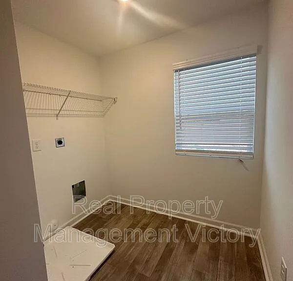 134 Marina Dr — Photo 9