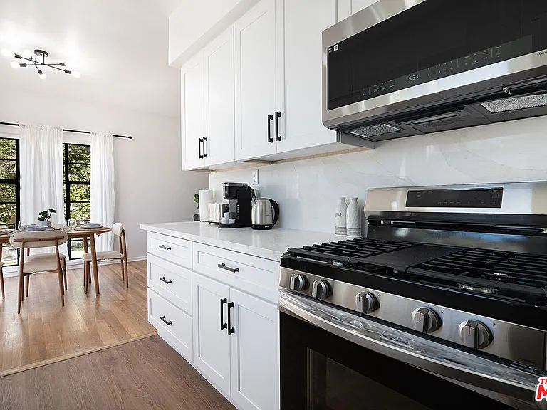 344 S Rexford Dr #4 — Photo 12