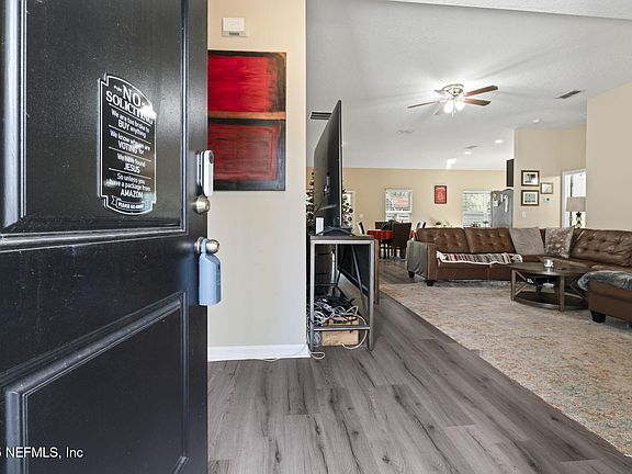 4th image of 2763 HANZAS Court
