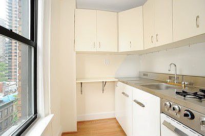 2nd image of 319 E 50th St APT 9B
