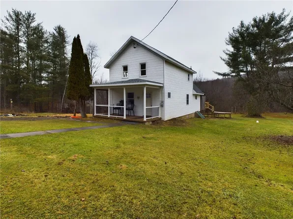 589 S Kendall Ave, Bradford, PA 16701