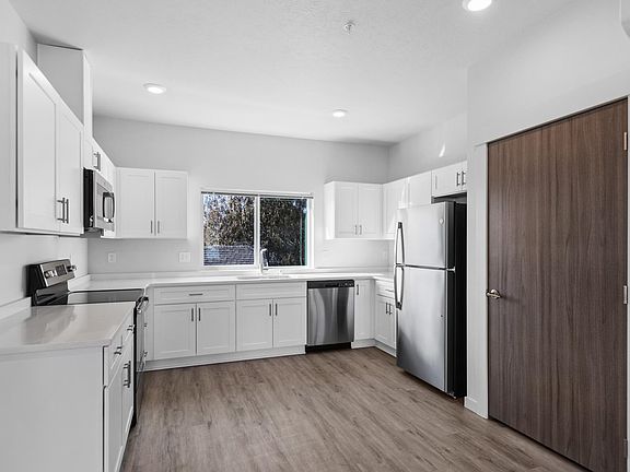 4th image of 1801 W Mallon Ave #103