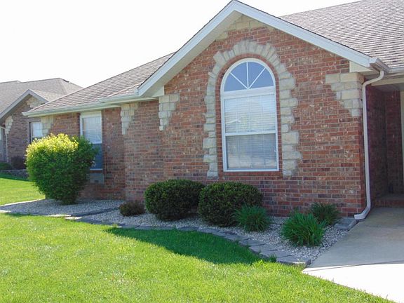 2nd image of 3516 Teresa Ct