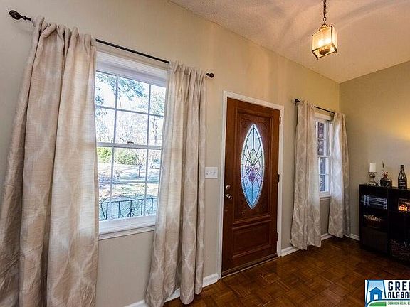 5th image of 2224 Rockland Dr
