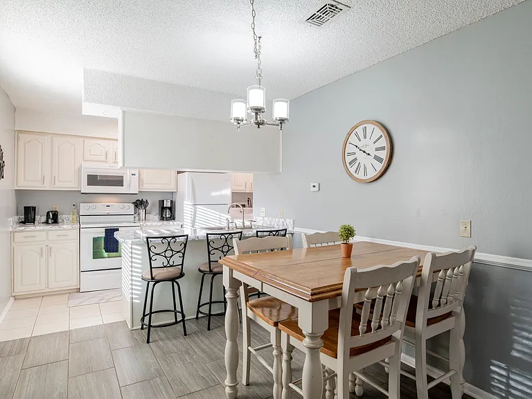 3307 Kingswood Ct #6-A — Photo 7