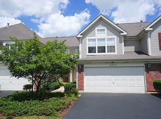 3257 Cool Springs Ct, Naperville, IL