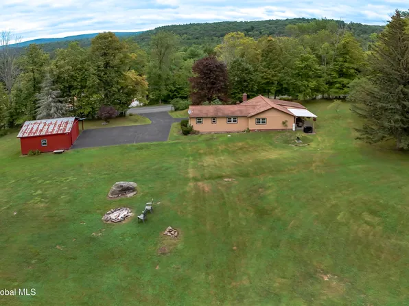 709 Tsatsawassa Lake Road, East Nassau, NY 12062