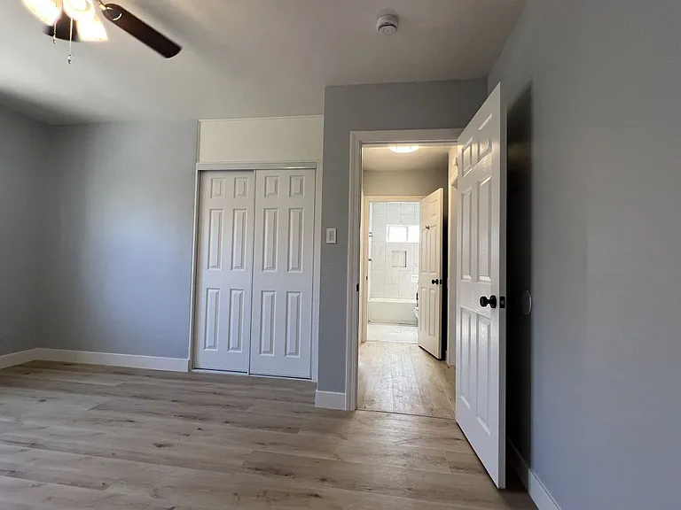 938 Temple Ave #1 — Photo 25