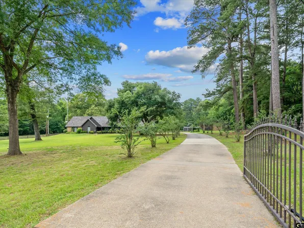 15246 Seven League Rd, Tyler, TX 75703