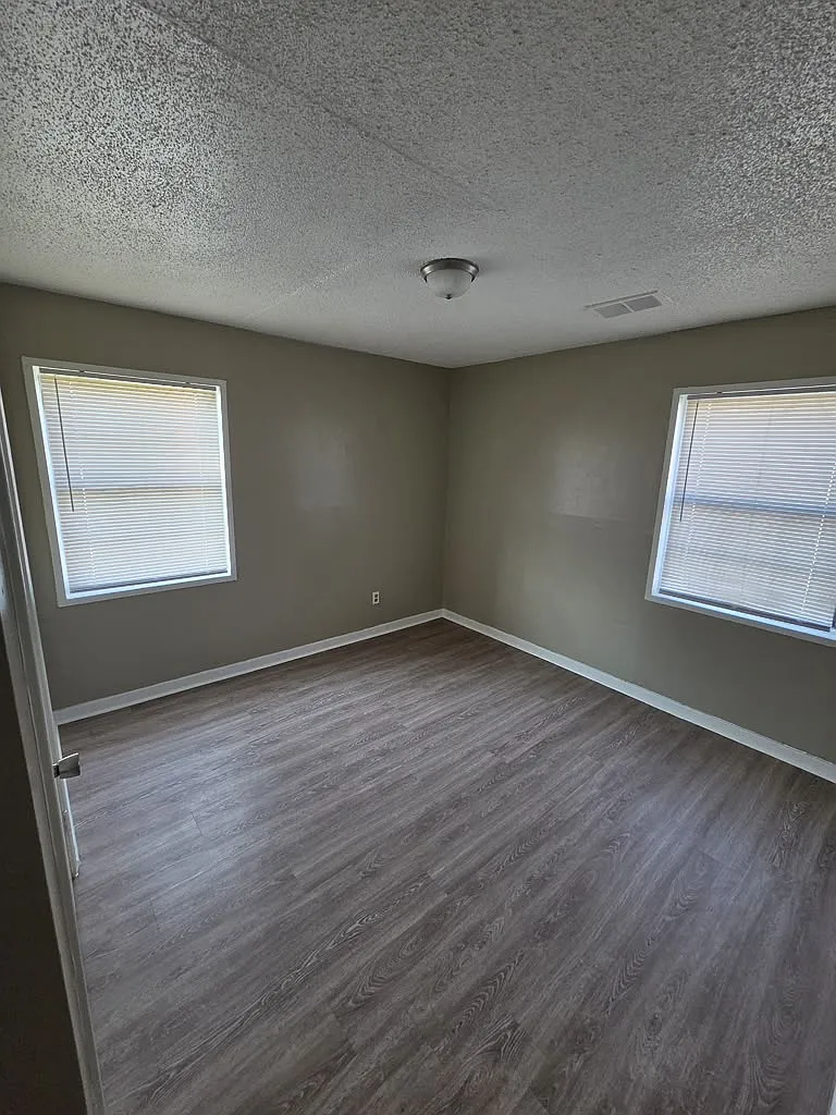 Keltner Cir, Memphis — Photo 3