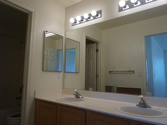 4th image of 2192 Madrid Dr