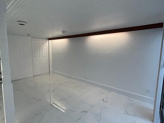 4th image of 8255 NW 36th St #8255