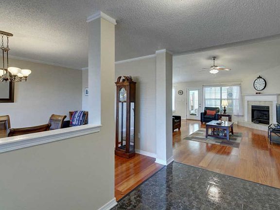 4th image of 2393 Antler Ct