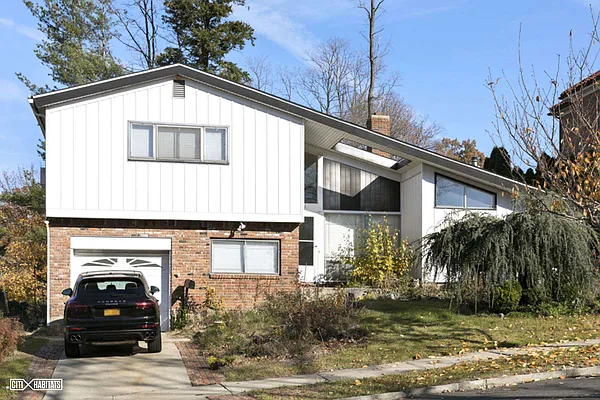 Sold by Citi Habitats | media 22