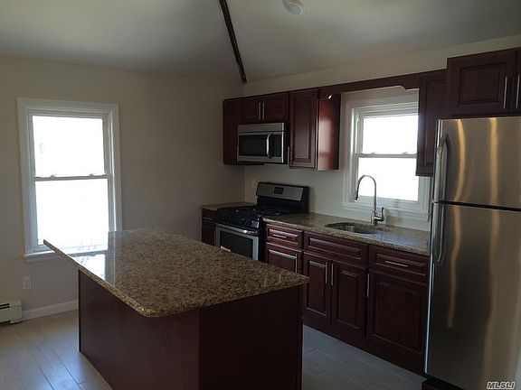 3rd image of 38 Newport Rd Floor 3