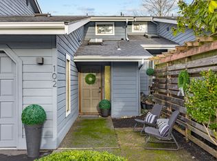 610 E Lake Stevens Rd APT 102, Lake Stevens, WA 98258