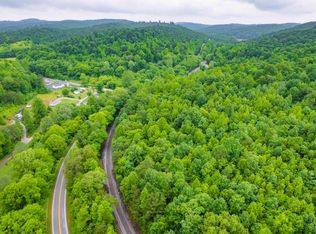 9999 Teacher Ln, Mount Vernon, KY 40456