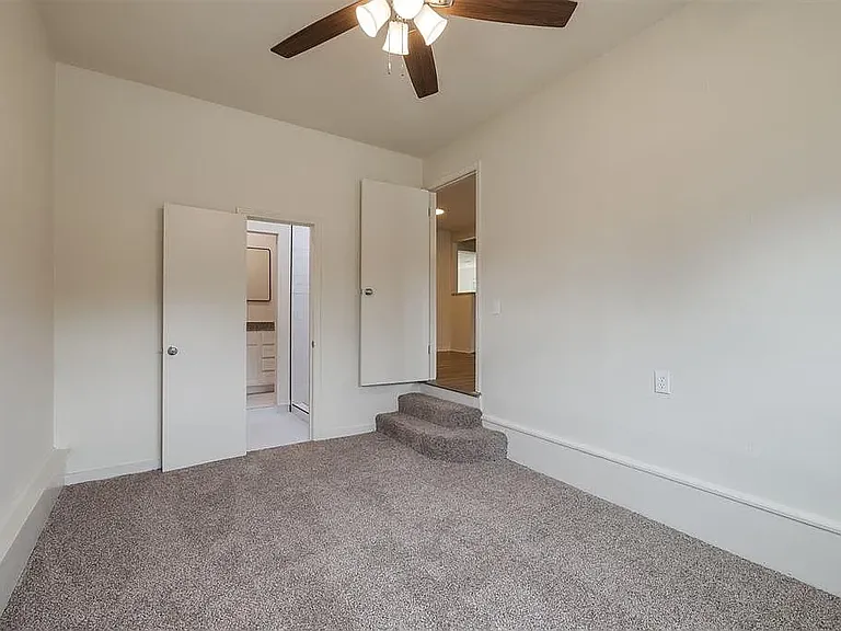 6717 NW 28th St — Photo 13