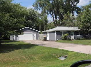 2828 Acorn Rd, Neenah, WI 54956