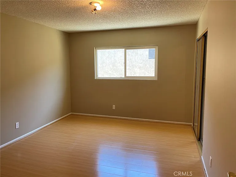434 E Tujunga Ave #J — Photo 18