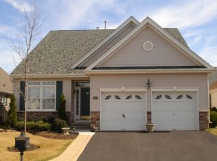 9 Bray Ct, Somerset, NJ 08873