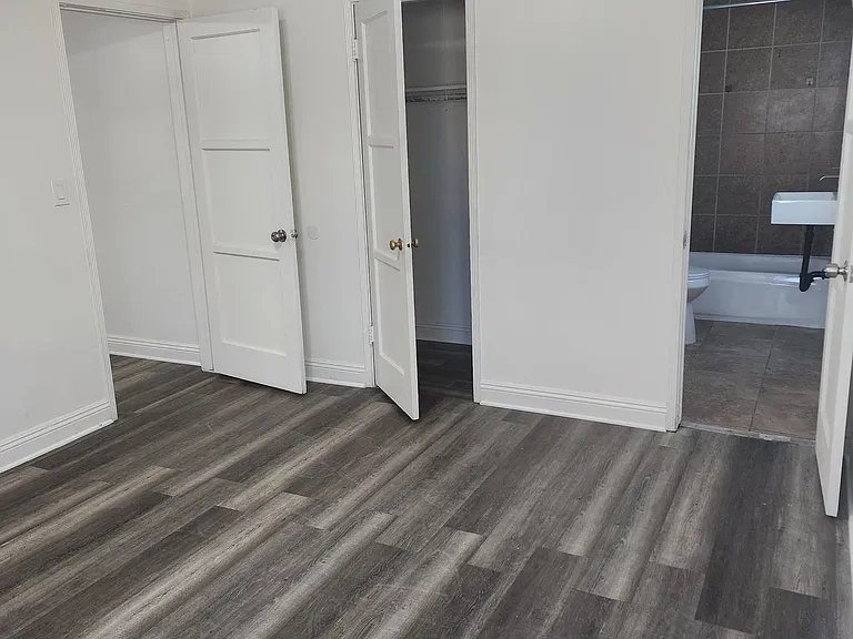 1315 W 102nd St #1317-1/2 — Photo 7