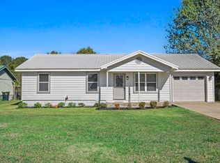 34 Langford St, Ward, AR 72176