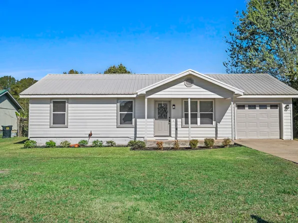 34 Langford St, Ward, AR 72176