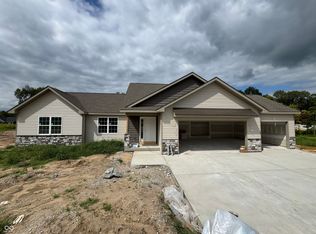 102 Red Oak Ln, Covington, IN 47932