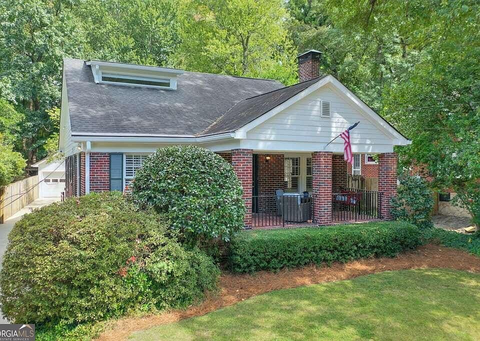 1st image of 3269 W Shadowlawn Ave NE